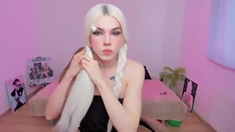 Snapshot of tiffany_smitch chatting on September 22, 2025, 10:06 am Tif online show from September 22, 2025, 10:06 am