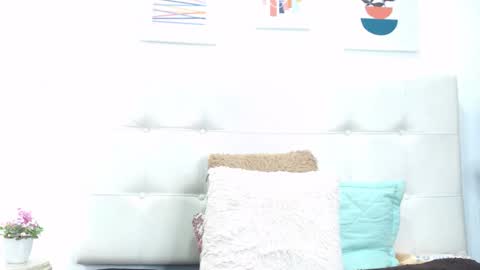 Snapshot of tiffanyfox_1 chatting on January 22, 2025, 1:42 pm Tifanny Fox online show from January 22, 2025, 1:42 pm