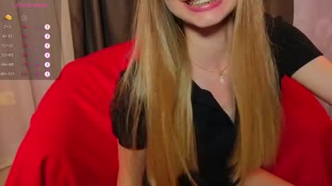 Snapshot of tiffanyhunt chatting on June 19, 2026, 3:05 pm Tiffany online show from June 19, 2026, 3:05 pm