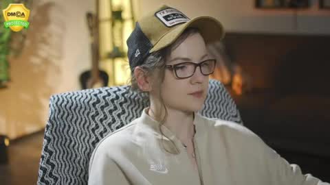 tiffanyriox online show from April 23, 2026, 11:51 pm