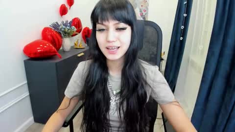 tiffanyyoun online show from February 13, 2026, 12:12 pm