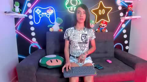 Tiffany  online show from January 30, 2025, 8:21 pm