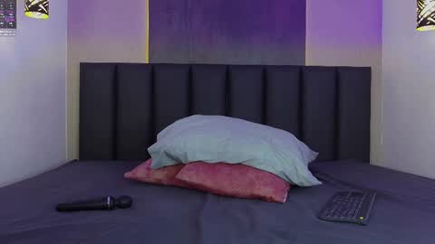 Tiffany  online show from February 12, 2025, 10:59 pm