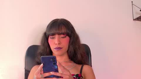 Tiffany  online show from October 20, 2025, 8:20 pm