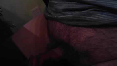 tigardmalelooking online show from January 8, 2025, 8:16 am