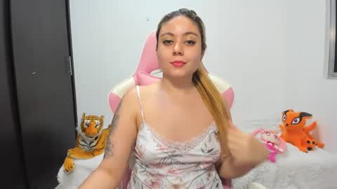 Ana online show from March 9, 2025, 12:42 am