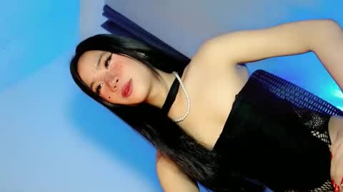 tight_elliana online show from September 26, 2025, 6:23 pm