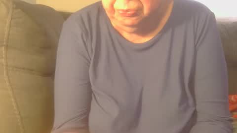 Snapshot of tight_kitty55 chatting on February 21, 2025, 6:26 pm tight Kitty55 online show from February 21, 2025, 6:26 pm