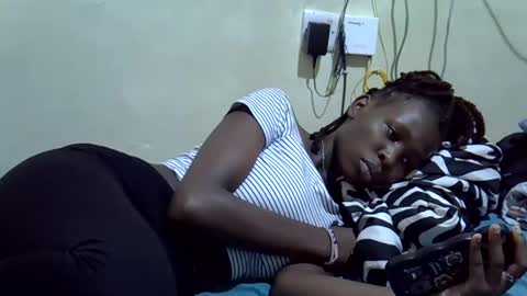 tight_pussie online show from March 2, 2026, 5:41 am