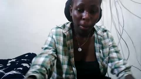 tight_pussie online show from July 5, 2026, 5:47 am
