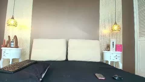 Snapshot of tiifany_baker chatting on July 28, 2026, 7:39 pm T I F F A N Y online show from July 28, 2026, 7:39 pm