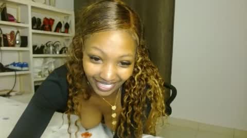 Snapshot of tilly_ebony chatting on July 7, 2026, 11:36 am Tilly online show from July 7, 2026, 11:36 am