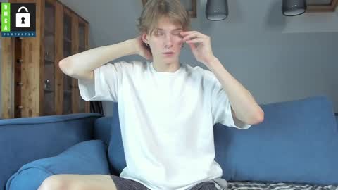 Snapshot of tim_milll chatting on December 16, 2024, 4:34 am Tim online show from December 16, 2024, 4:34 am