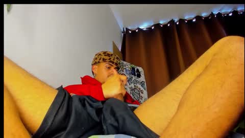 Snapshot of timewith_sebas chatting on October 13, 2025, 1:44 pm salem online show from October 13, 2025, 1:44 pm