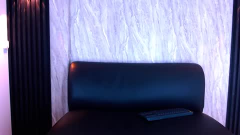 Snapshot of timmcloud chatting on November 12, 2025, 11:43 am Timm online show from November 12, 2025, 11:43 am