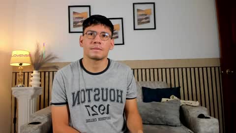 Snapshot of timothy_jones1 chatting on May 5, 2026, 11:07 am timi jones online show from May 5, 2026, 11:07 am
