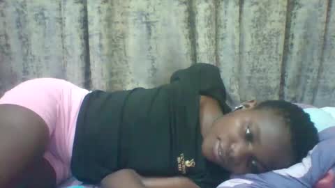 Snapshot of tina2030 chatting on September 9, 2025, 6:13 am christine online show from September 9, 2025, 6:13 am