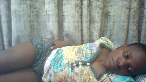 Snapshot of tina2030 chatting on September 24, 2025, 10:07 am christine online show from September 24, 2025, 10:07 am