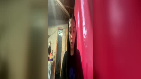 Snapshot of tina_allure chatting on June 15, 2026, 8:27 am Tina online show from June 15, 2026, 8:27 am