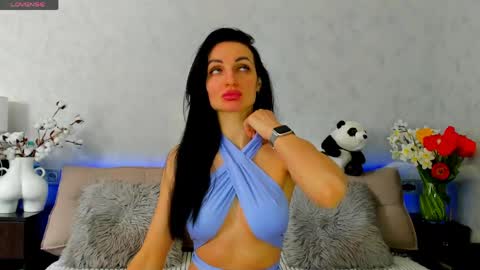 Tina online show from April 29, 2026, 11:25 am