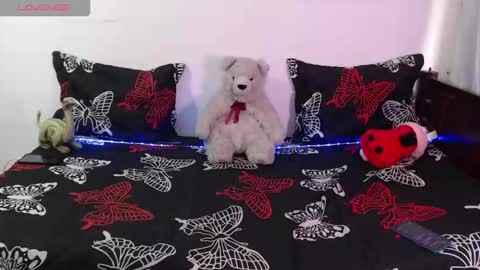 Snapshot of tina_n_charlie chatting on October 6, 2025, 12:46 pm Tina N Charlie online show from October 6, 2025, 12:46 pm