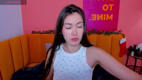 Tina  online show from December 5, 2025, 2:20 am