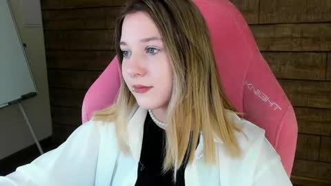 TinaBurton online show from April 26, 2026, 4:15 pm