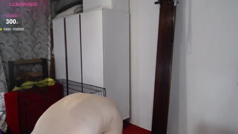 Snapshot of tinaflower chatting on December 11, 2024, 3:58 pm TinaFlower online show from December 11, 2024, 3:58 pm