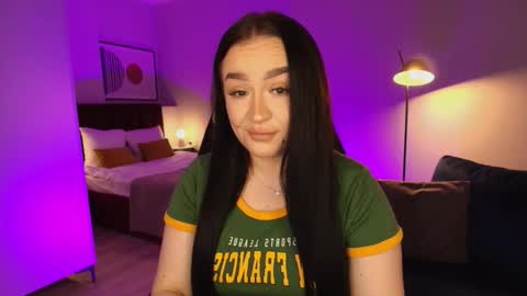 hi im curvy babyface girlie Tina online show from February 13, 2026, 8:43 am