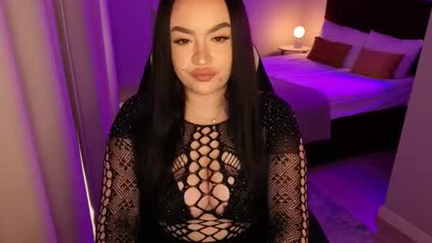 hi im curvy babyface girlie Tina online show from February 27, 2026, 1:33 pm