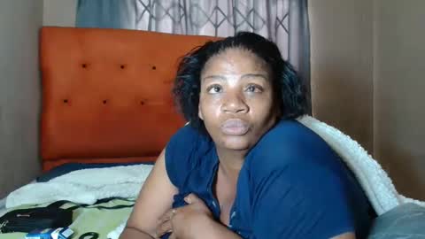 tinagiant online show from December 14, 2025, 1:16 pm