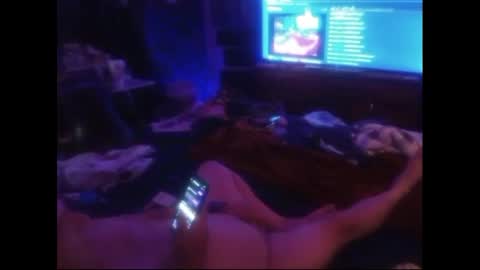 tinalover4u2 online show from November 16, 2025, 6:41 am