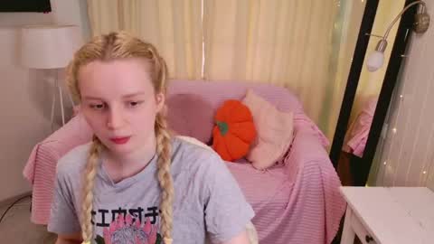 Snapshot of tinasiner chatting on May 29, 2026, 11:08 am tinasiner online show from May 29, 2026, 11:08 am