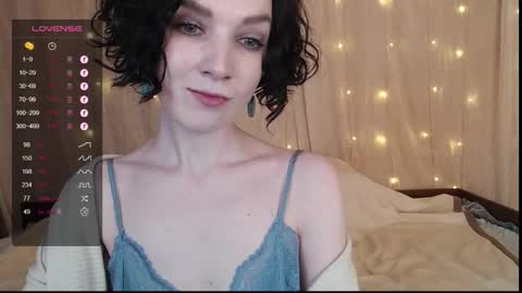 Snapshot of tinawincee chatting on December 20, 2024, 8:06 am Tina online show from December 20, 2024, 8:06 am