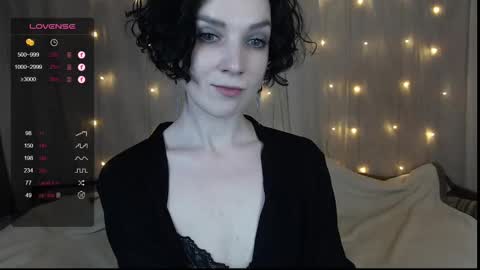 Snapshot of tinawincee chatting on December 27, 2024, 7:51 am Tina online show from December 27, 2024, 7:51 am