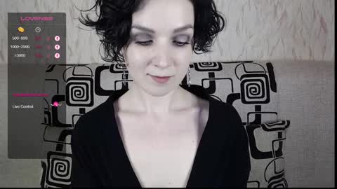 Snapshot of tinawincee chatting on February 27, 2025, 8:50 am Tina online show from February 27, 2025, 8:50 am