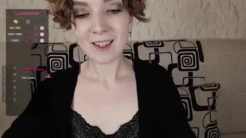 Snapshot of tinawincee chatting on October 18, 2025, 4:04 am Tina online show from October 18, 2025, 4:04 am