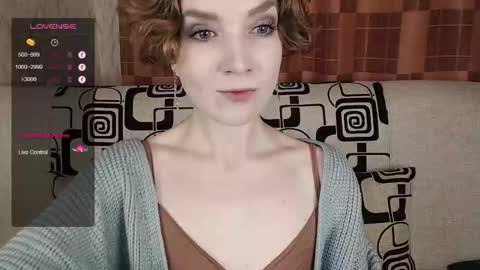 Snapshot of tinawincee chatting on November 21, 2025, 4:55 am Tina online show from November 21, 2025, 4:55 am