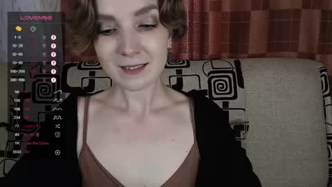 Snapshot of tinawincee chatting on June 5, 2026, 6:52 am Tina online show from June 5, 2026, 6:52 am
