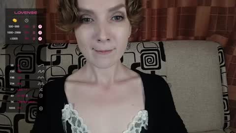 Snapshot of tinawincee chatting on June 18, 2026, 4:46 am Tina online show from June 18, 2026, 4:46 am