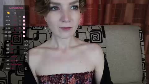 Snapshot of tinawincee chatting on June 21, 2026, 4:59 am Tina online show from June 21, 2026, 4:59 am