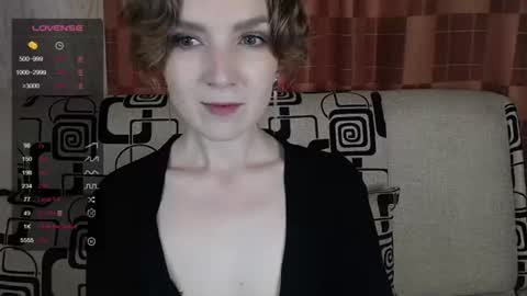 Snapshot of tinawincee chatting on June 26, 2026, 4:50 am Tina online show from June 26, 2026, 4:50 am
