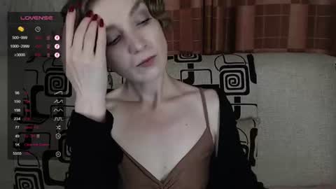 Snapshot of tinawincee chatting on August 2, 2026, 4:55 am Tina online show from August 2, 2026, 4:55 am
