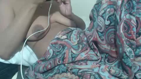 Snapshot of tinaxxxpetite chatting on June 10, 2026, 3:39 am Tina online show from June 10, 2026, 3:39 am