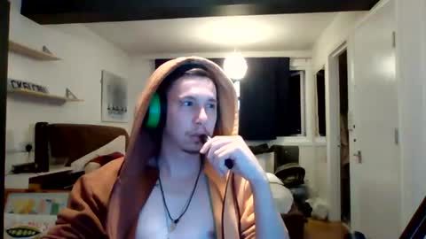Snapshot of tinderpleaseletmeon chatting on August 9, 2026, 1:40 am tinderpleaseletmeon online show from August 9, 2026, 1:40 am