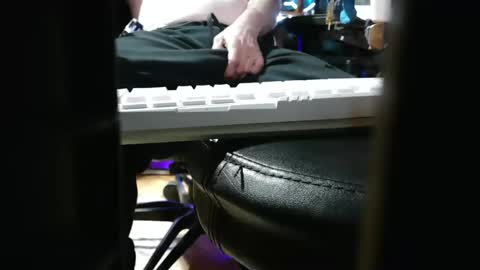 Snapshot of tinkertrain420 chatting on March 3, 2025, 9:44 am tinkertrain420 online show from March 3, 2025, 9:44 am