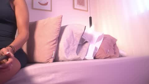 Tinny  online show from March 13, 2026, 10:05 pm