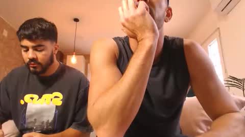 Snapshot of tinoclandestino chatting on December 14, 2025, 9:14 am tinoclandestino online show from December 14, 2025, 9:14 am