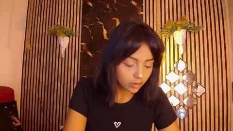 Snapshot of tiny_cherry chatting on May 13, 2026, 7:06 am Tiny online show from May 13, 2026, 7:06 am