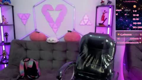 Snapshot of tiny_vixen_ chatting on February 13, 2025, 10:11 pm tiny_vixen_ online show from February 13, 2025, 10:11 pm